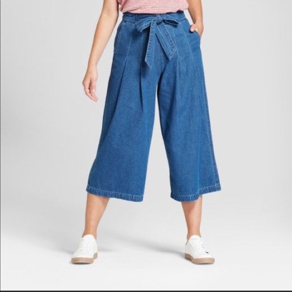 Universal Thread tie front wide leg cropped jeans